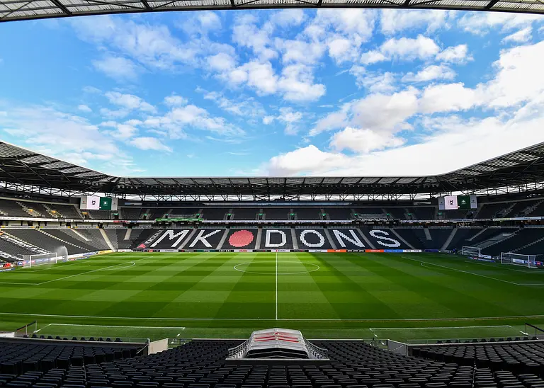 photo Stadium mk