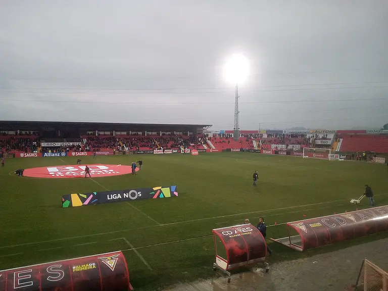 photo Estádio do CD Aves