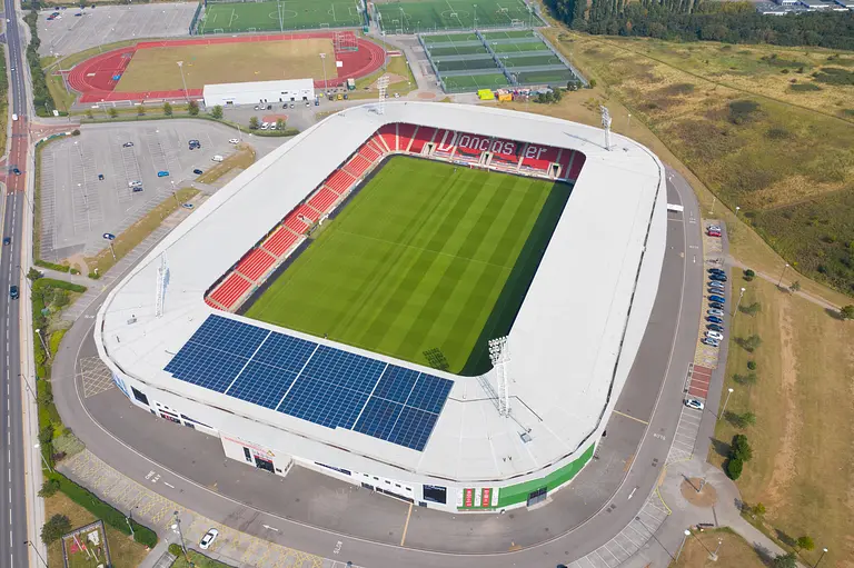 photo Keepmoat Stadium