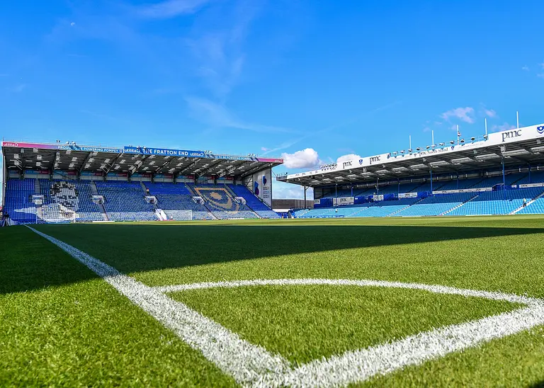 photo Fratton Park