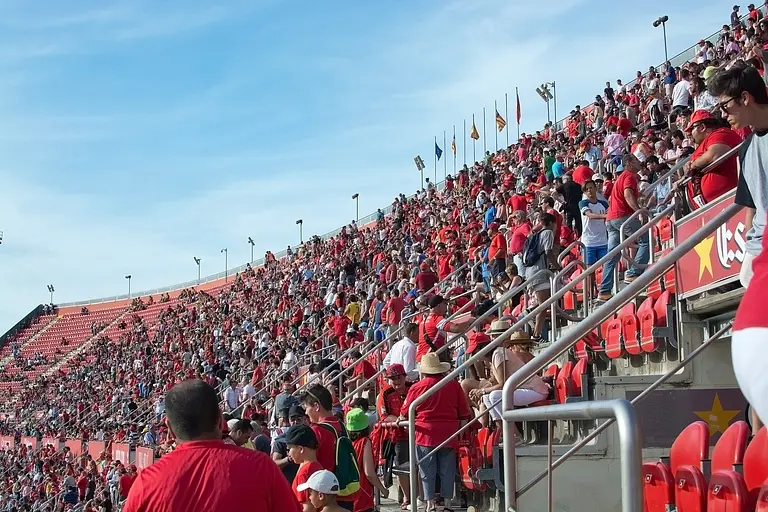 Tribunes