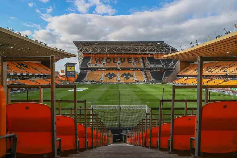 photo Molineux Stadium